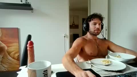 alphah_hunk online show from May 18, 2026, 5:30 pm