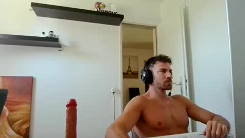 alphah_hunk online show from May 23, 2026, 9:35 am