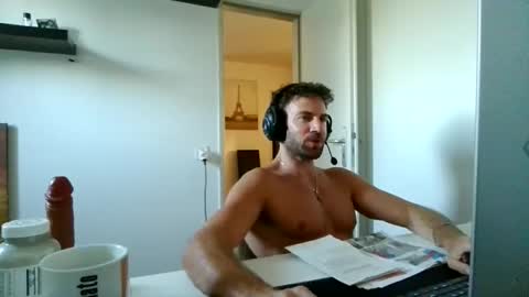 alphah_hunk online show from June 3, 2026, 6:13 pm