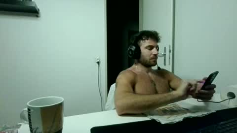 alphah_hunk online show from June 27, 2026, 7:41 pm