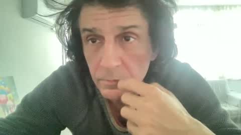 AlphAndre online show from January 28, 2025, 2:42 pm