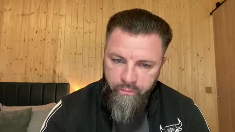 Jhonny online show from May 19, 2026, 2:07 am