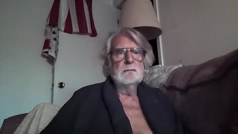 AlphaUniform online show from December 4, 2024, 5:11 pm