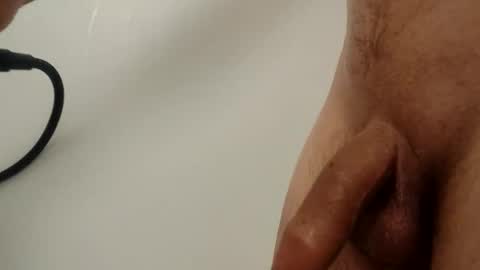 Snapshot of alpinedrifter chatting on December 4, 2025, 8:23 am alpinedrifter online show from December 4, 2025, 8:23 am