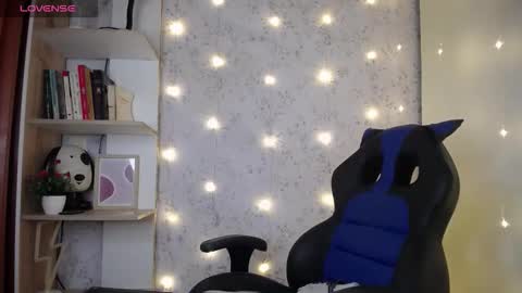 altair_x online show from November 30, 2025, 7:18 pm