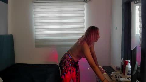 Alter  online show from September 15, 2025, 11:54 am