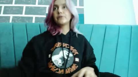 Alter  online show from November 29, 2025, 4:21 pm