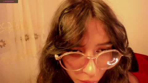 Snapshot of aluna_0310 chatting on December 8, 2024, 11:19 pm . . online show from December 8, 2024, 11:19 pm