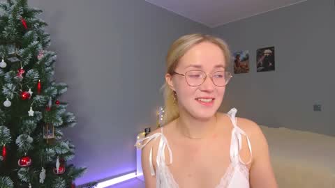 Amelia NEXT STREAM  online show from January 7, 2025, 2:08 pm