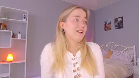 Amelia NEXT STREAM  online show from February 18, 2025, 2:06 pm