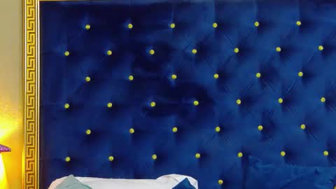 Alura Jenson online show from September 15, 2025, 6:19 pm