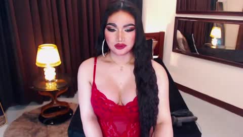 Snapshot of alurajhenson chatting on June 12, 2026, 4:11 am Alura Jhenson online show from June 12, 2026, 4:11 am