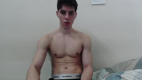 Snapshot of alvarodancer chatting on July 20, 2026, 6:28 am alvarodancer online show from July 20, 2026, 6:28 am