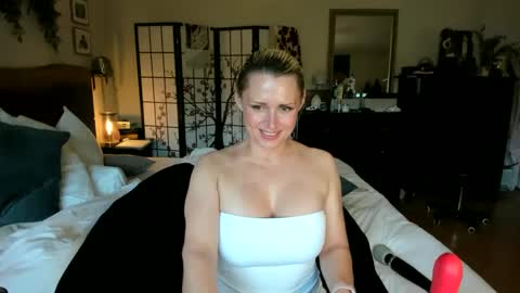 Snapshot of alwaysaffirming chatting on September 21, 2025, 9:38 pm AlwaysAffirming online show from September 21, 2025, 9:38 pm