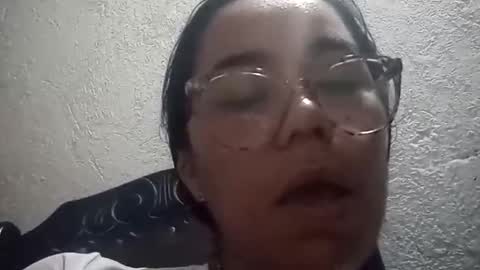 analia online show from October 15, 2025, 2:44 am