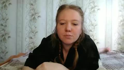 alya764770 online show from April 26, 2026, 3:26 am