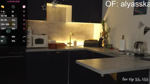 Anna  fav tip 55 3 online show from January 12, 2025, 5:33 pm