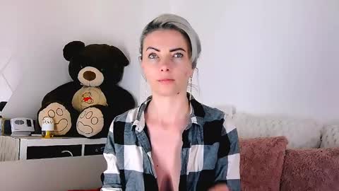 Snapshot of alyblonde chatting on May 3, 2026, 6:08 am aly online show from May 3, 2026, 6:08 am