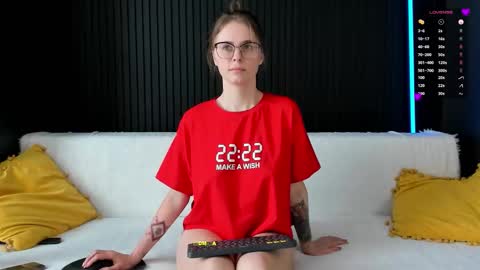 Alena online show from March 14, 2026, 1:16 pm