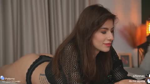 Alyona online show from November 26, 2025, 8:32 pm