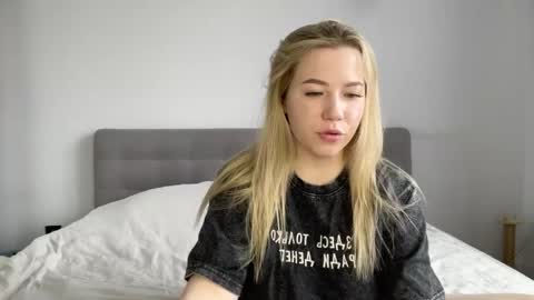 Al online show from April 19, 2026, 7:07 am