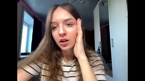 Snapshot of alysawithy chatting on May 18, 2026, 11:16 am alysawithy online show from May 18, 2026, 11:16 am