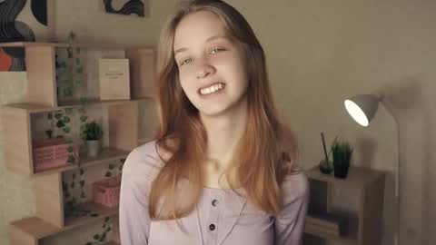 Snapshot of alyshaanzaldua chatting on October 15, 2025, 7:52 am Harper online show from October 15, 2025, 7:52 am