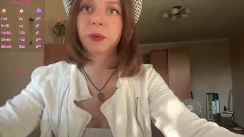 Snapshot of alysiamiggins chatting on July 13, 2026, 3:04 pm Milissa online show from July 13, 2026, 3:04 pm