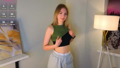 Snapshot of alysiaseibert chatting on April 8, 2026, 4:18 pm Kate online show from April 8, 2026, 4:18 pm