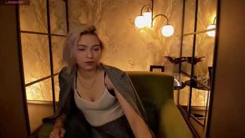 Alysia online show from October 4, 2025, 1:53 pm