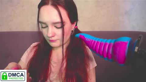 Alyssa online show from November 6, 2025, 8:26 am