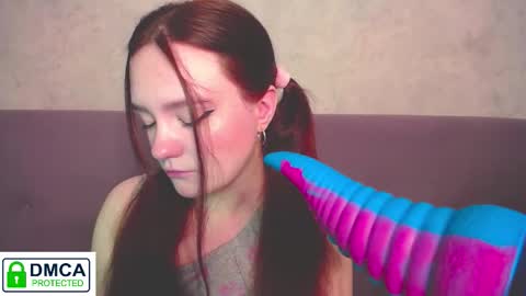 Alyssa online show from November 20, 2025, 4:12 am