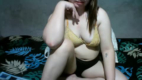 Snapshot of alyssa_hope chatting on February 28, 2025, 9:15 am alyssa_hope online show from February 28, 2025, 9:15 am