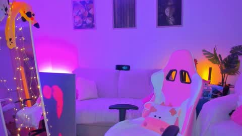 alyssa_smitt online show from September 17, 2025, 10:55 pm