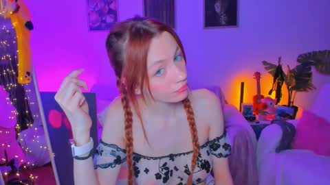 alyssa_smitt online show from October 19, 2025, 12:33 am