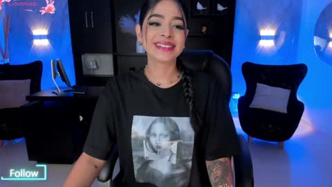 Aly  online show from January 26, 2025, 2:41 pm