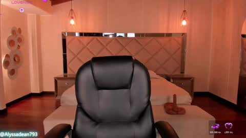 Aly  online show from June 3, 2026, 2:33 pm
