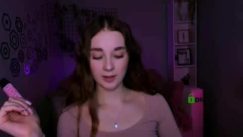 alyssamoan online show from December 16, 2025, 10:15 pm