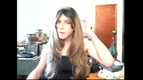 Snapshot of alyssatwo chatting on January 13, 2026, 9:31 pm Britney online show from January 13, 2026, 9:31 pm