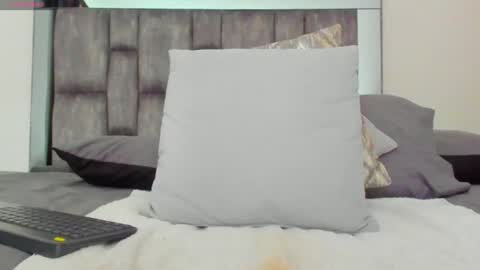Snapshot of alyssia_oceann chatting on July 3, 2026, 12:55 pm alyssia online show from July 3, 2026, 12:55 pm