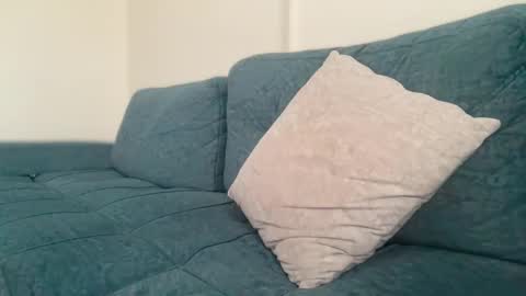 Snapshot of alywa60 chatting on March 12, 2025, 2:45 pm Luka online show from March 12, 2025, 2:45 pm