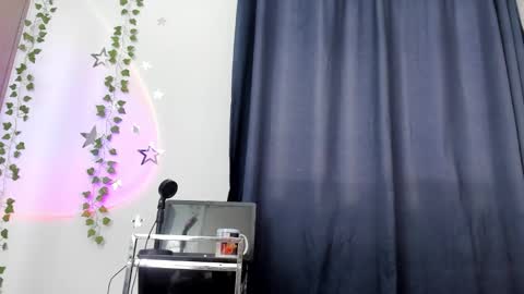    online show from February 6, 2025, 10:53 pm