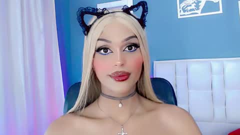 Snapshot of amal_baddel_ chatting on December 15, 2024, 8:41 am amal_baddel_ online show from December 15, 2024, 8:41 am