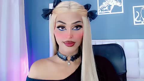 Snapshot of amal_baddel_ chatting on December 17, 2024, 7:04 pm amal_baddel_ online show from December 17, 2024, 7:04 pm