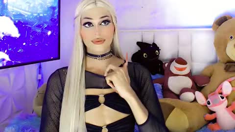 Snapshot of amal_baddel_ chatting on February 15, 2025, 2:55 pm amal_baddel_ online show from February 15, 2025, 2:55 pm
