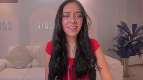 Amalia cruss online show from November 17, 2025, 8:03 pm