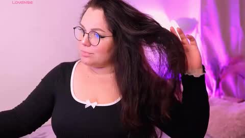 amalia_minkxx online show from November 13, 2025, 4:55 am