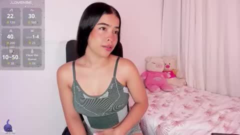 Amalia    real MIA  online show from September 9, 2025, 5:07 am