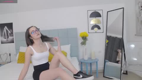 Amalia online show from February 19, 2026, 8:38 pm