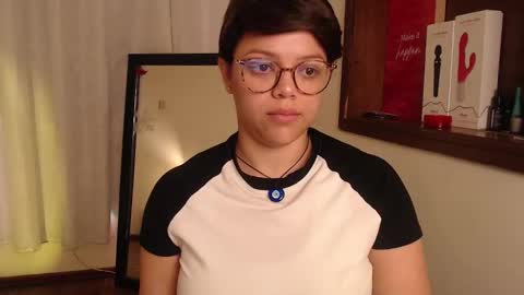         online show from December 28, 2024, 3:37 pm